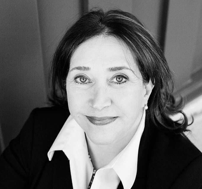 Photo of Ana Dunn